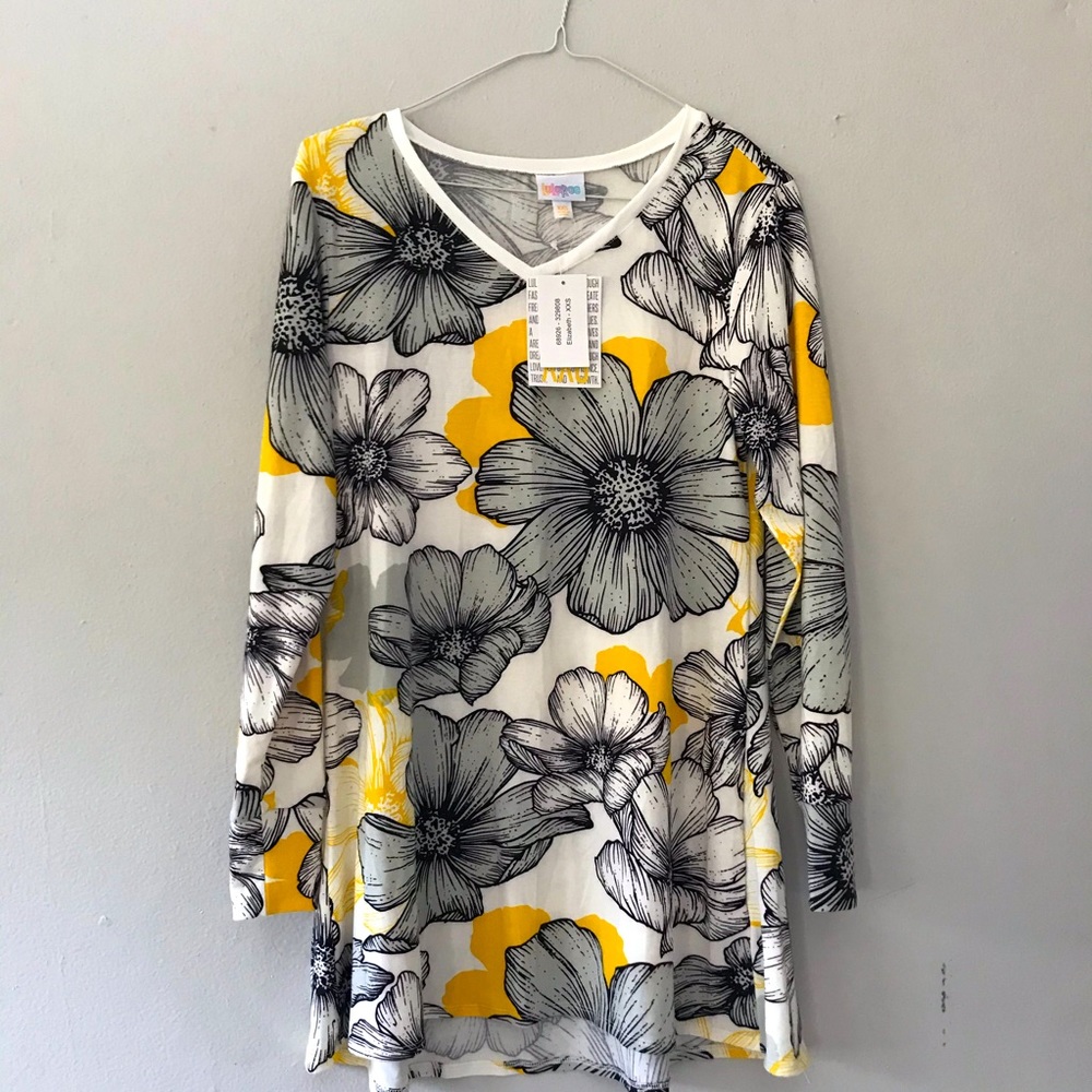 LuLaRoe Elizabeth Top Size XXS